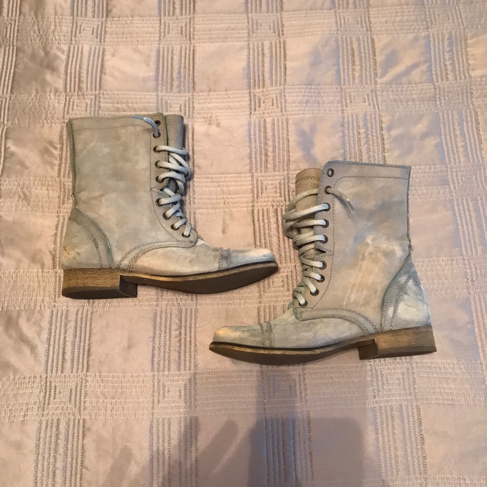 Steve Madden baby blue combat boots 7.5